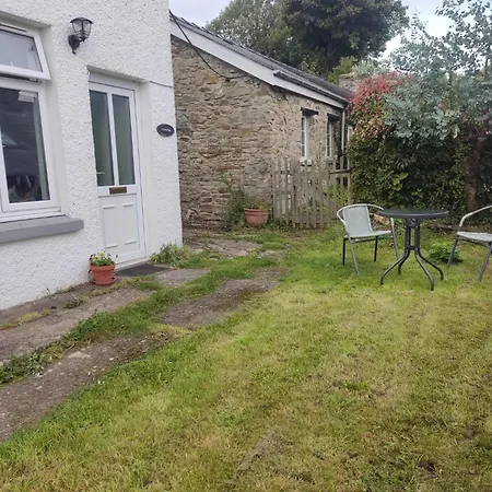 Garden Room Cardigan Exterior photo